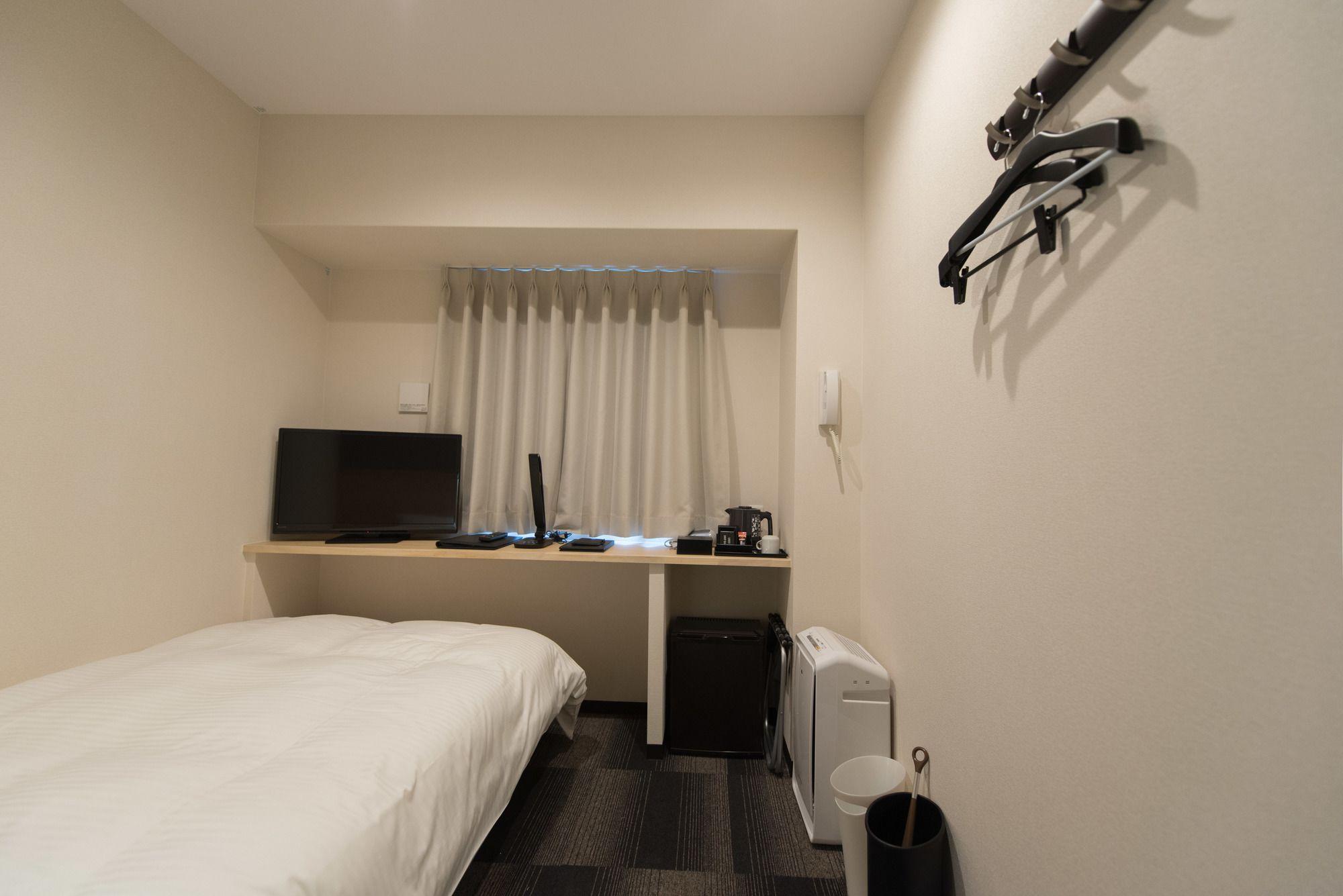 Toyotomi Inn 難波高津 Osaca Exterior foto